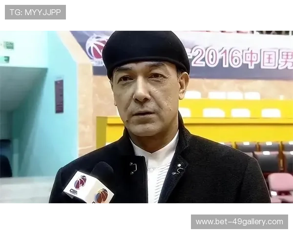 新疆维族四岁小足球天才崭露头角引发关注未来有望成为世界级球星